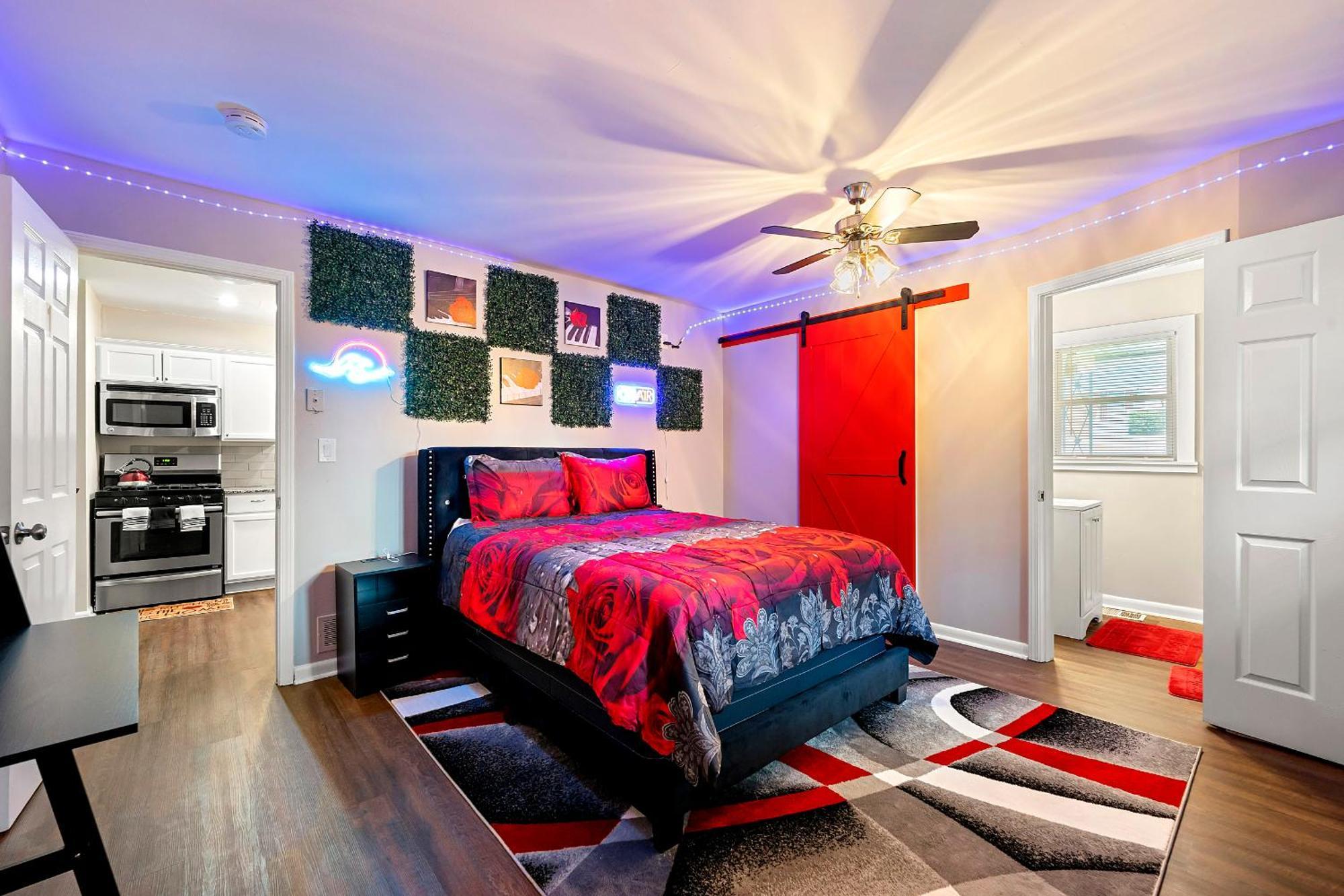 Chill Pad Deluxe By Marta/downtown/midtown/hartsfield Jackson Airport Homestay Atlanta
