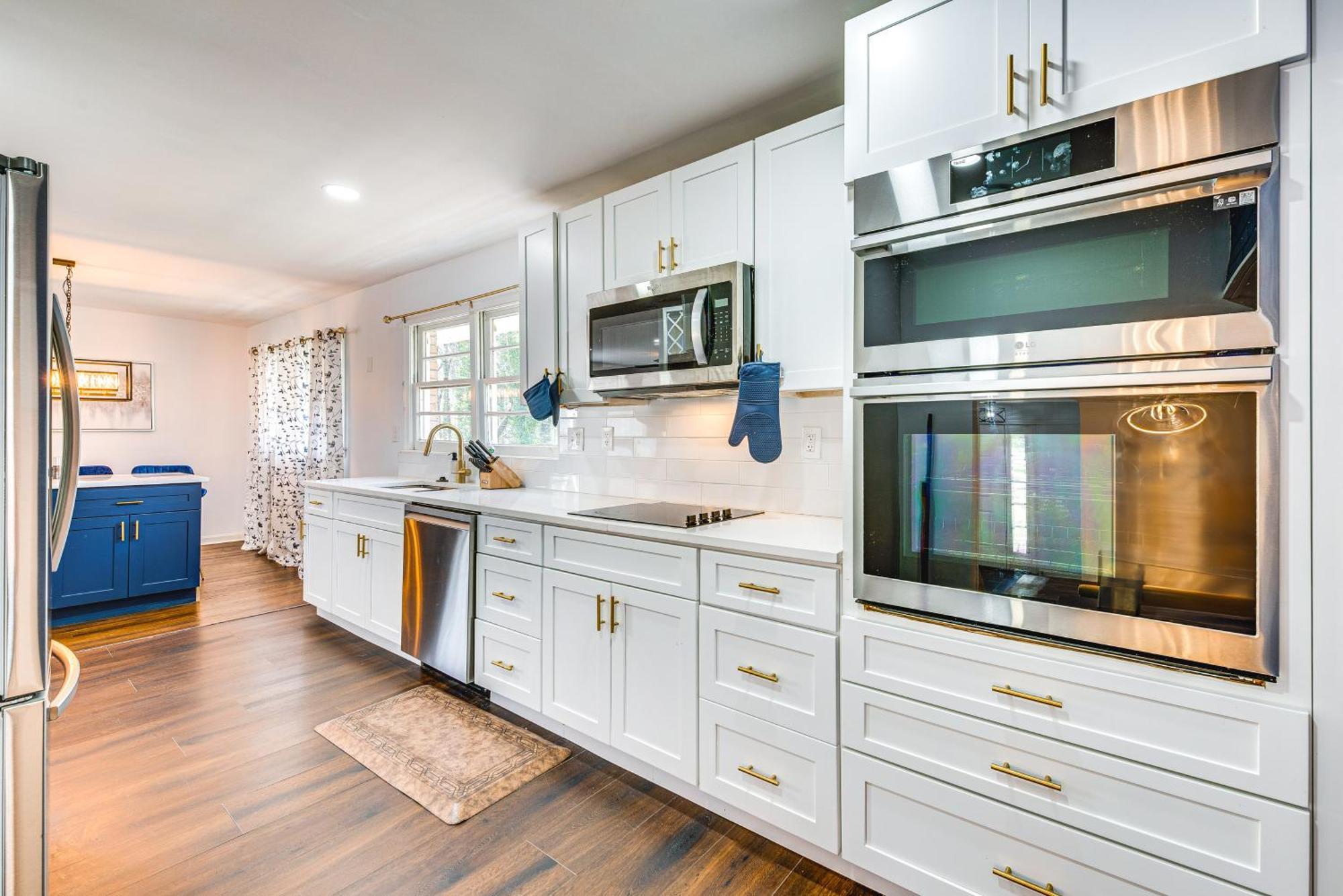 Charming With Yard 7 Mi To Downtown! Holiday home *