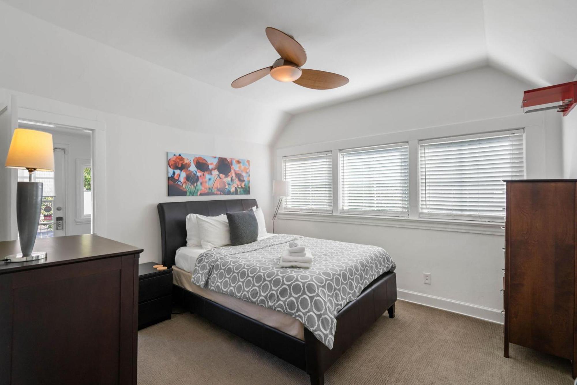 Apartment Standish House By Bca Furnished *