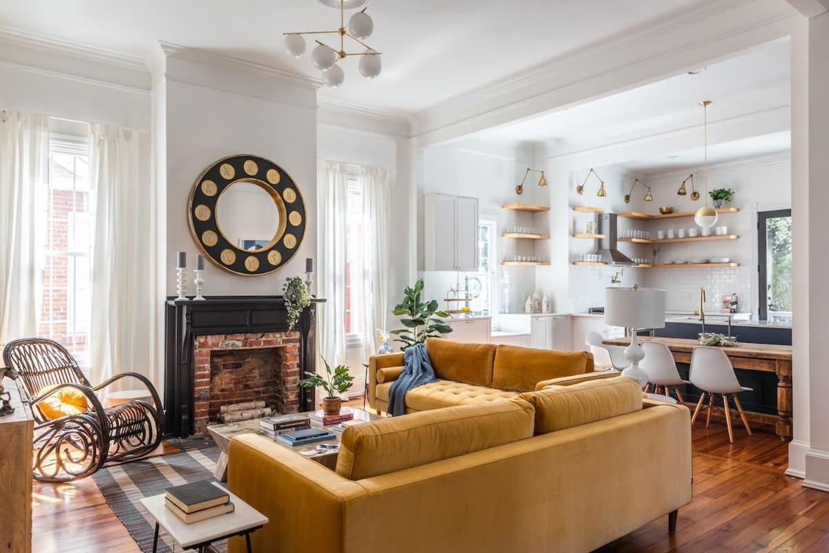 Grand Damn Apartment *