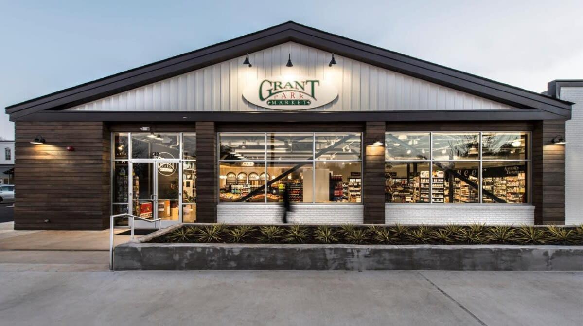 Apartment Grant *