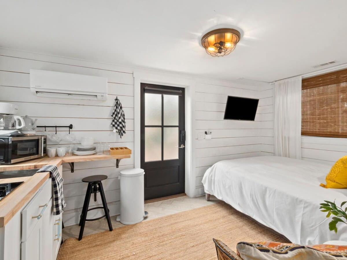 Grant Apartment *