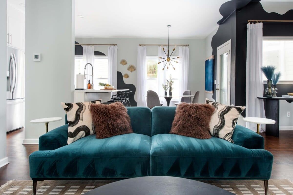 Paint It Black Holiday home
