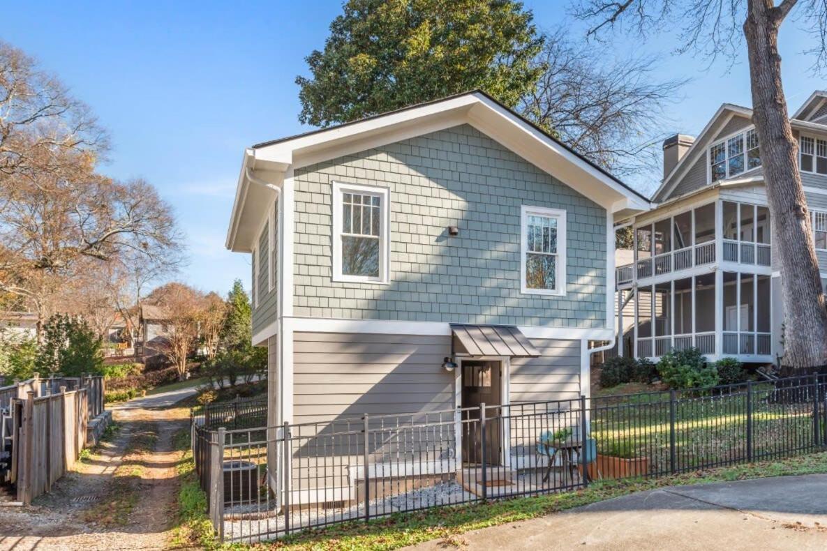Apartment Full Bloom Atlanta