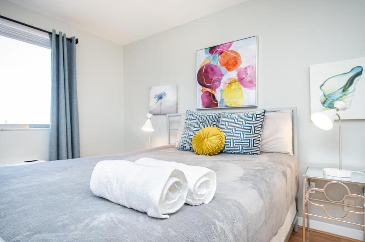 Holiday home Downtown! Stunning City View Onsite Parking Lm1102