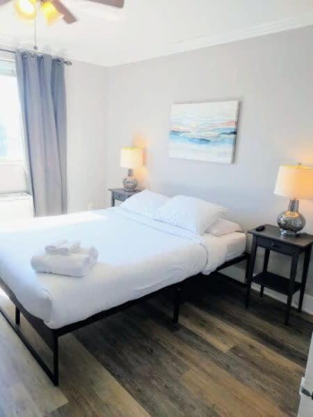 Downtown 18th Fl! View& Onsite Parking Lm1807