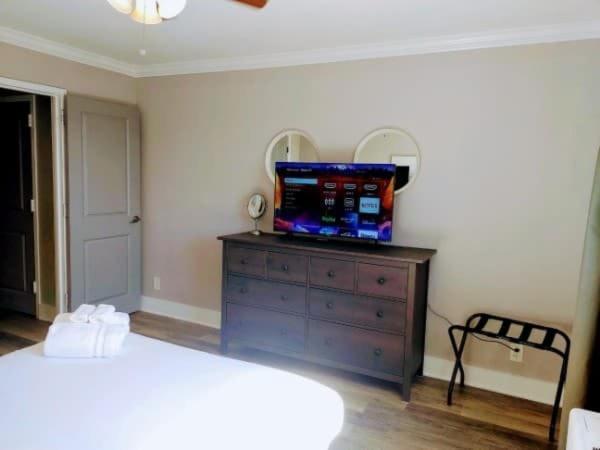 Downtown 18th Fl! View& Onsite Parking Lm1807