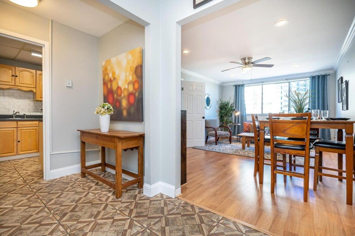 Downtown! Stunning City View Onsite Parking Lm1102