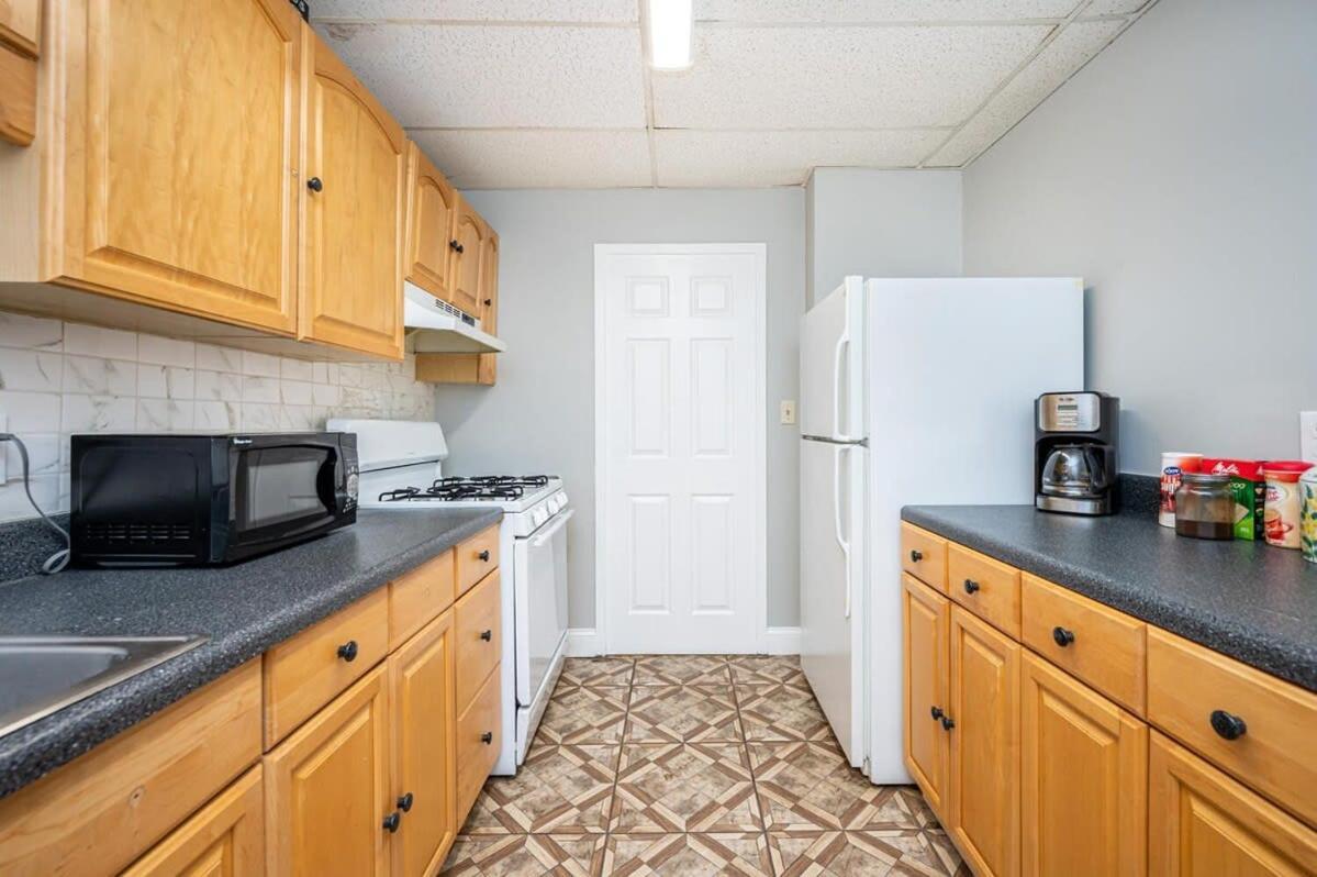 Holiday home Downtown! Stunning City View Onsite Parking Lm1102