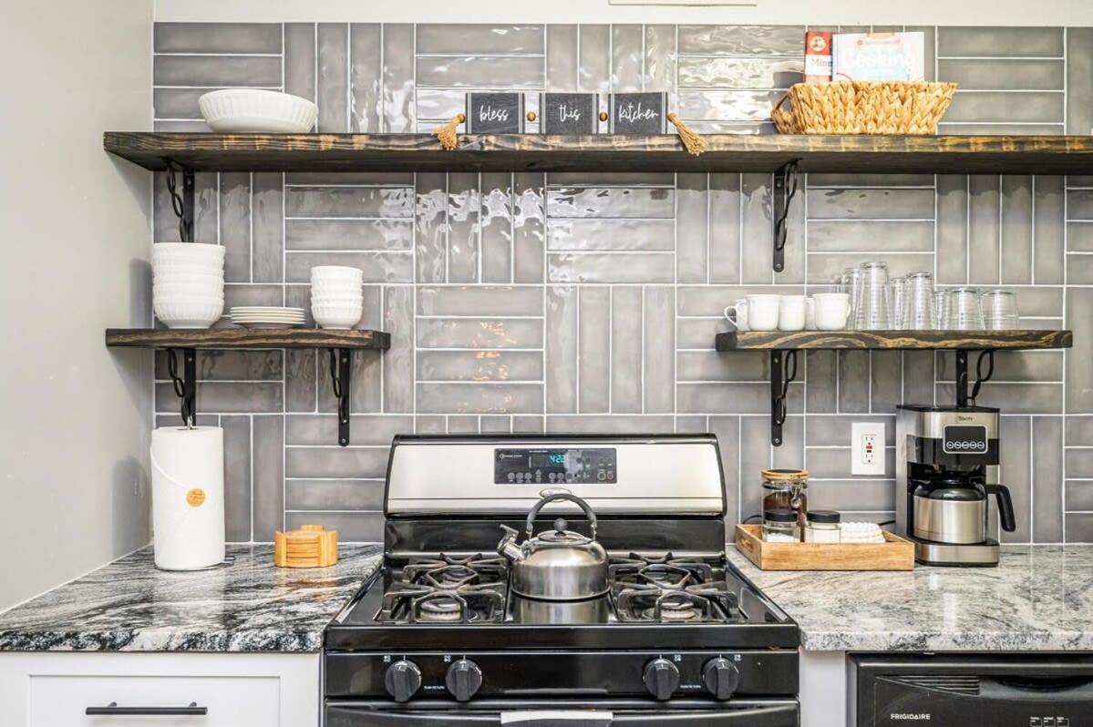 Holiday home Heart Downtown 2bd Onsite Parking View! Lm401 Atlanta