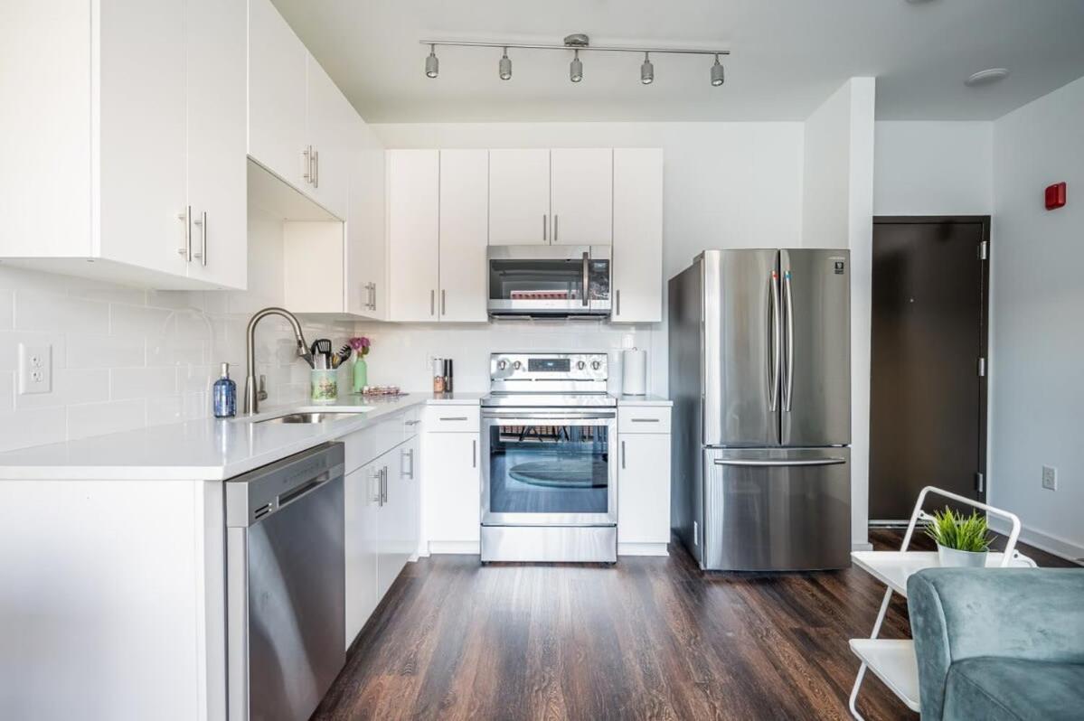 Apartment Luxe 1br W Balcony In Downtown 542blvd