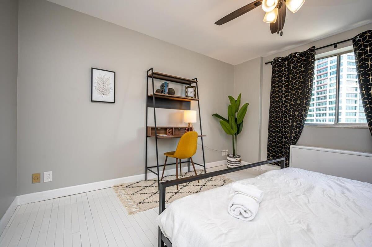 Holiday home Atl Downtown 2br King Bed Free Parking Lm902 *