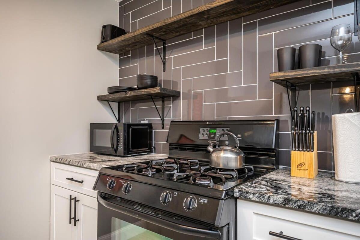 Holiday home Atl Downtown 2br King Bed Free Parking Lm1003 Atlanta