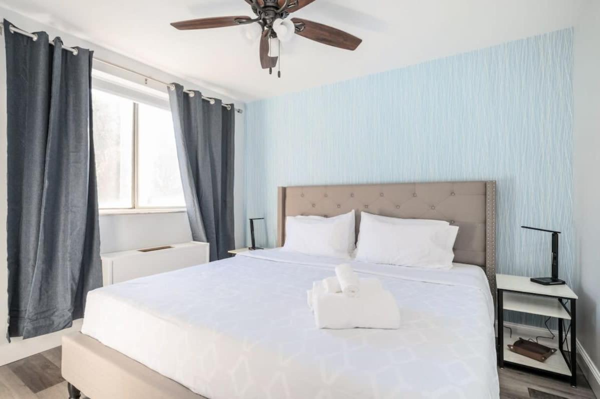 Downtown View Newly Renovated 3 Beds Free Parking Lm205