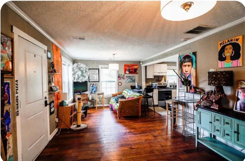 Hilltop Hideaway Unit 1 Villa