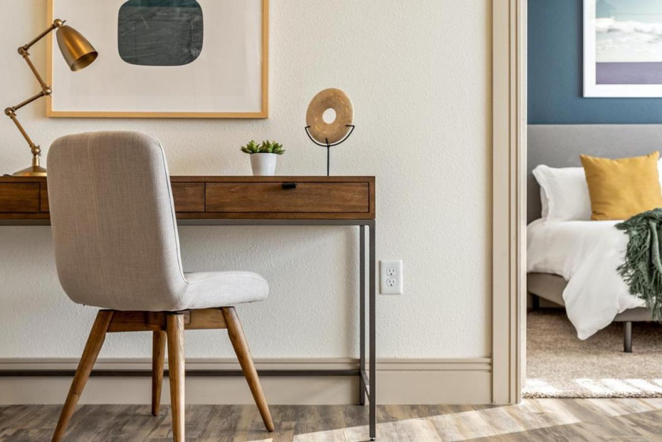 Landing At The Eddy At Riverview - 2 Bedrooms In West End Atlanta