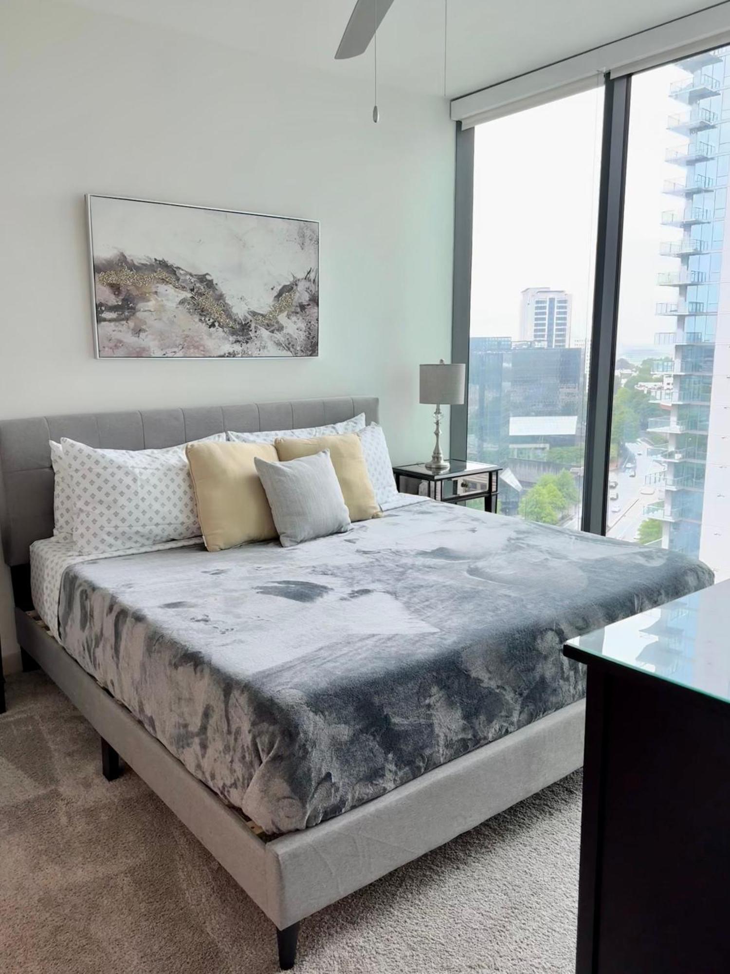 Ruby Retreat - Highrise! Balcony, Year-round Pool,city View Apartment