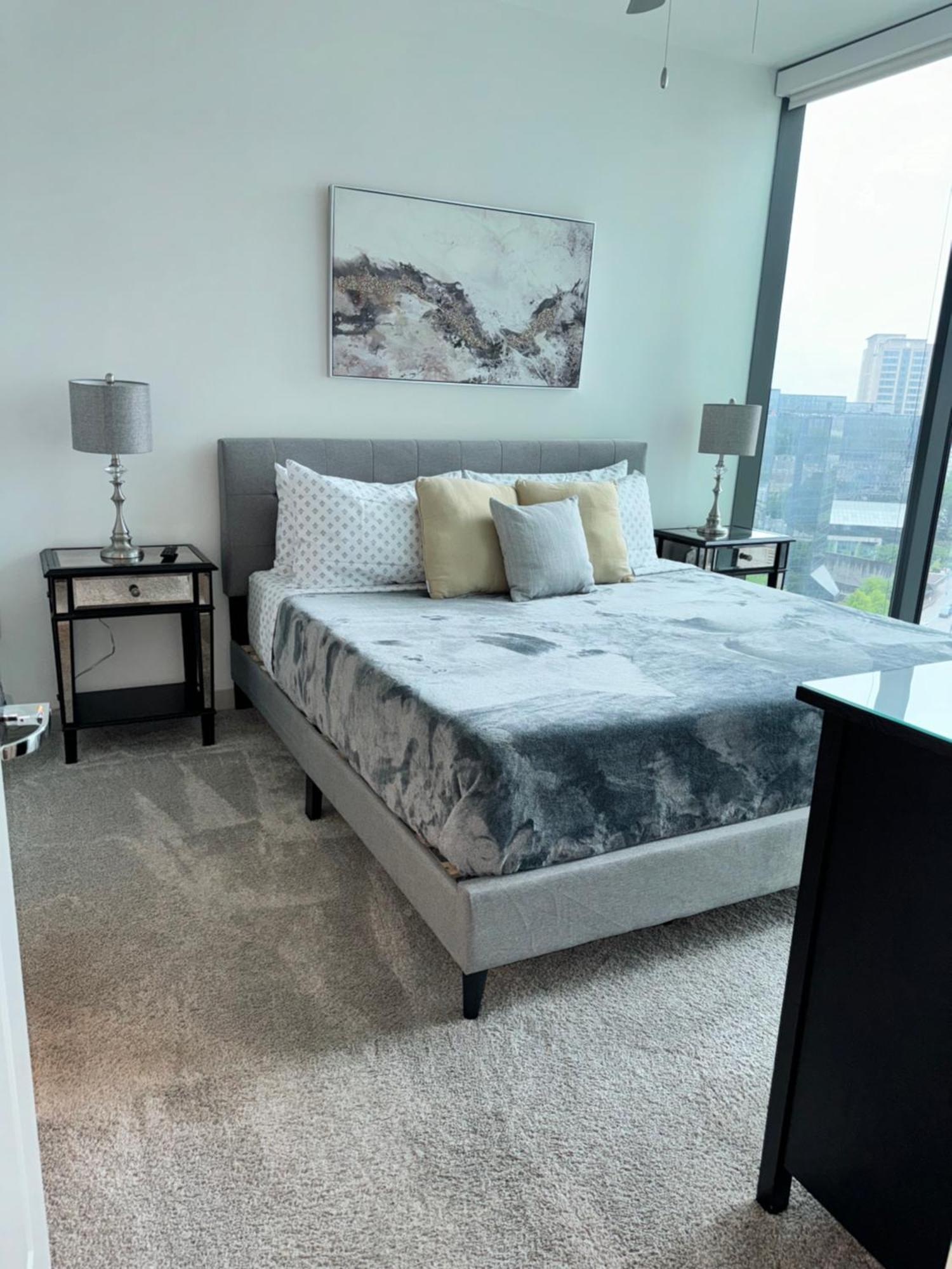Ruby Retreat - Highrise! Balcony, Year-round Pool,city View Apartment *