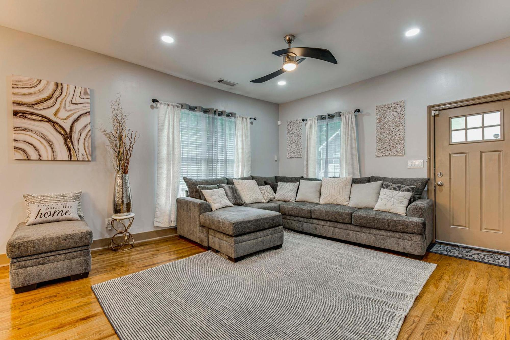 Chic Close To Downtown And Stadiums Holiday home Atlanta