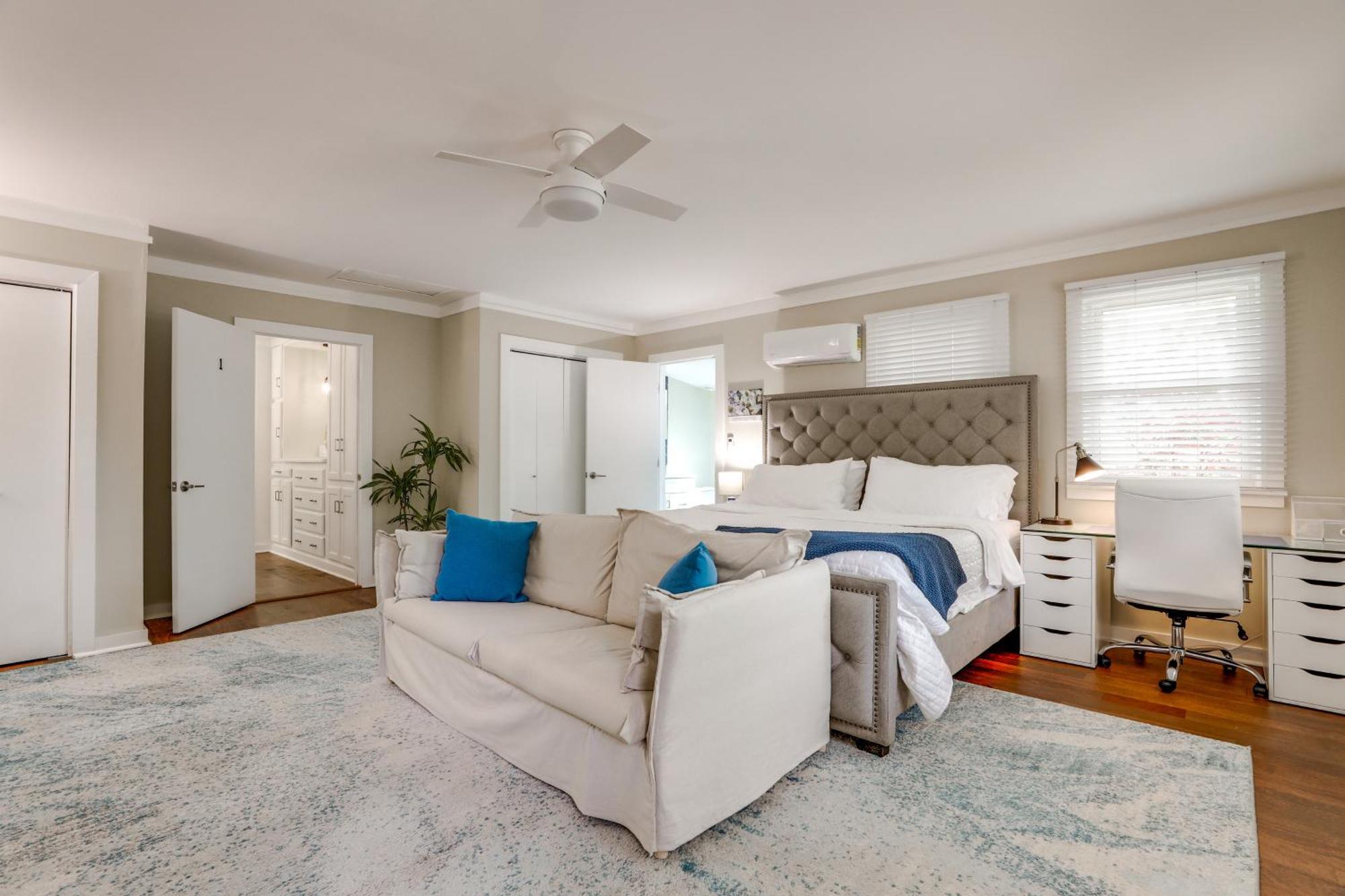 Spacious With Yard About 9 Mi To Downtown Atlanta