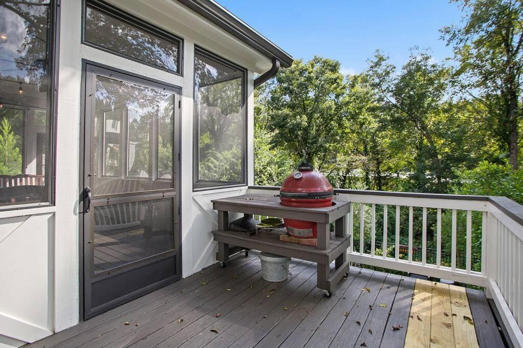 Piedmont Park Pool-side Retreat *