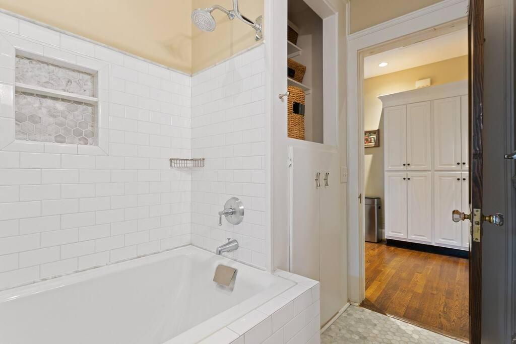 Holiday home Piedmont Park Pool-side Retreat