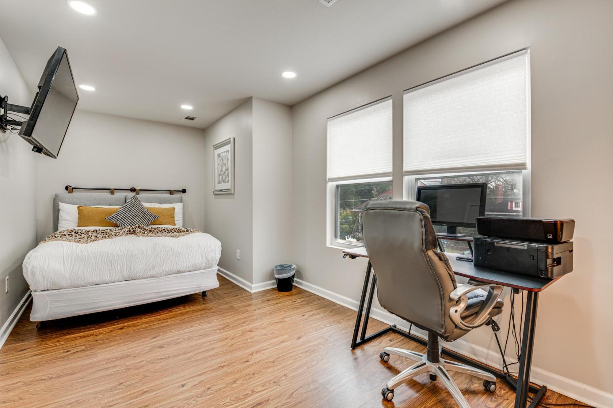 Charming With Yard About 7 Mi To Downtown! * Atlanta