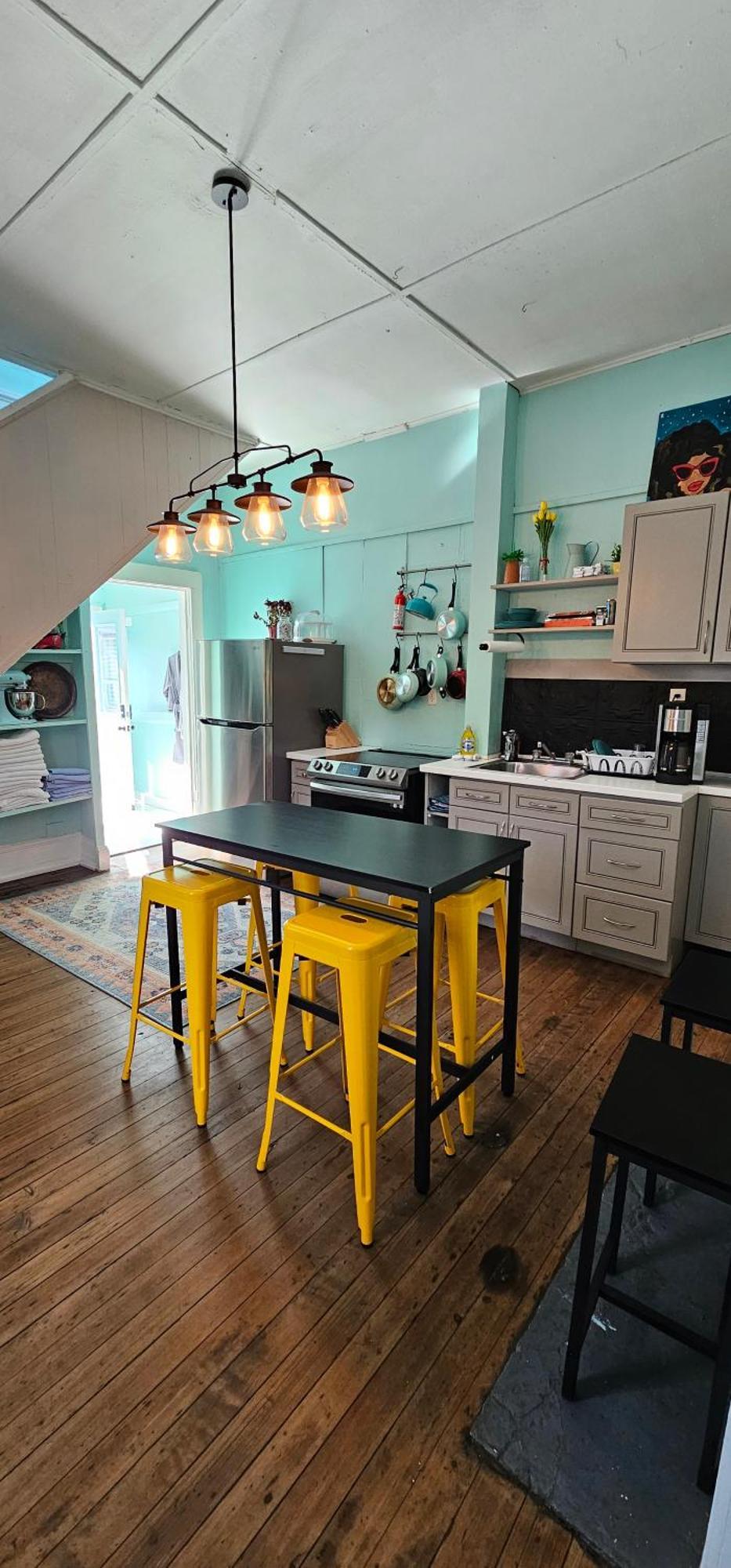 4 Minutes To Downtown Beltline Trail In Cabbagetown Apartment *