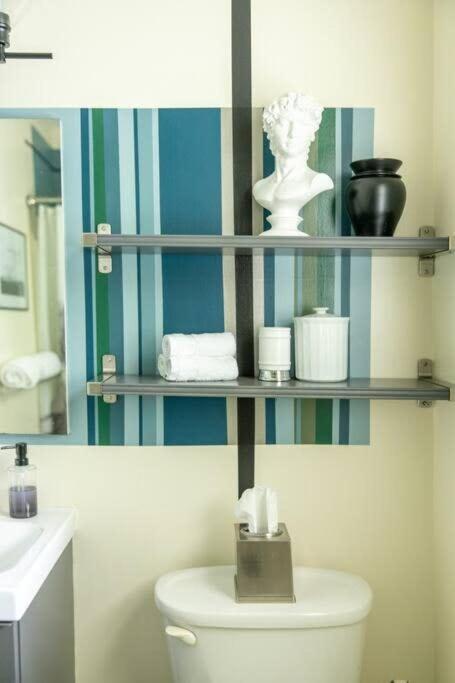 Swank Cabbagetown Holiday home *