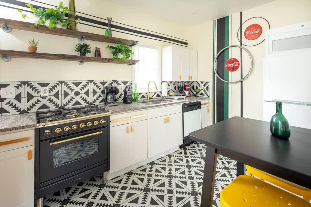 Swank Cabbagetown Holiday home Atlanta
