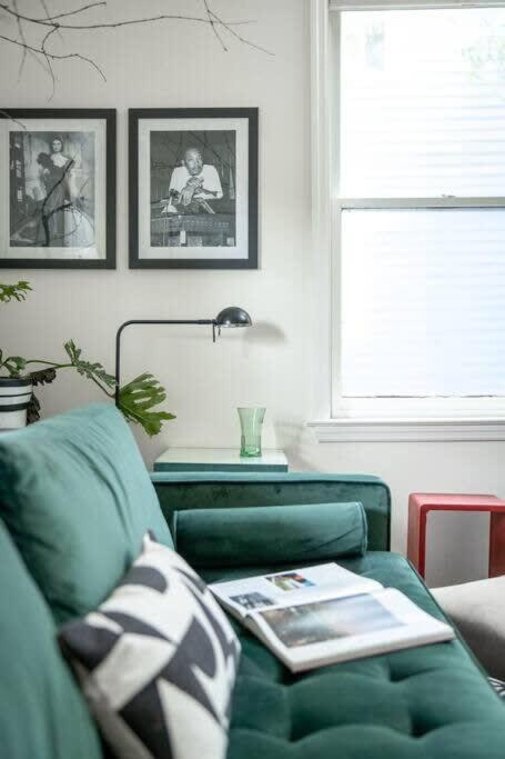 Swank Cabbagetown Holiday home