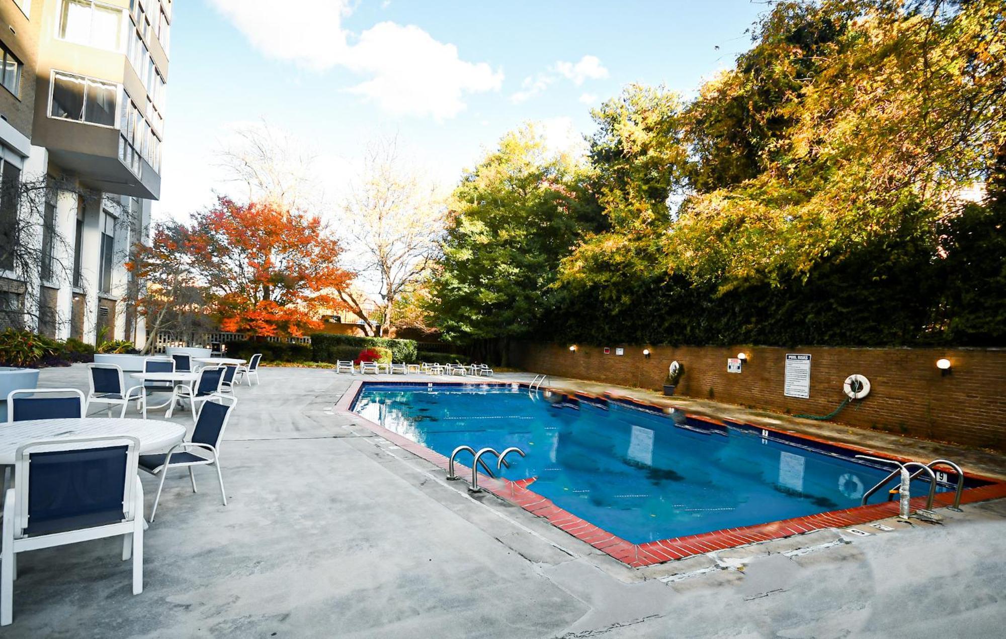 Aparthotel Perfect Dtwn 2 Bed With Cali King Bed And Gym Atlanta