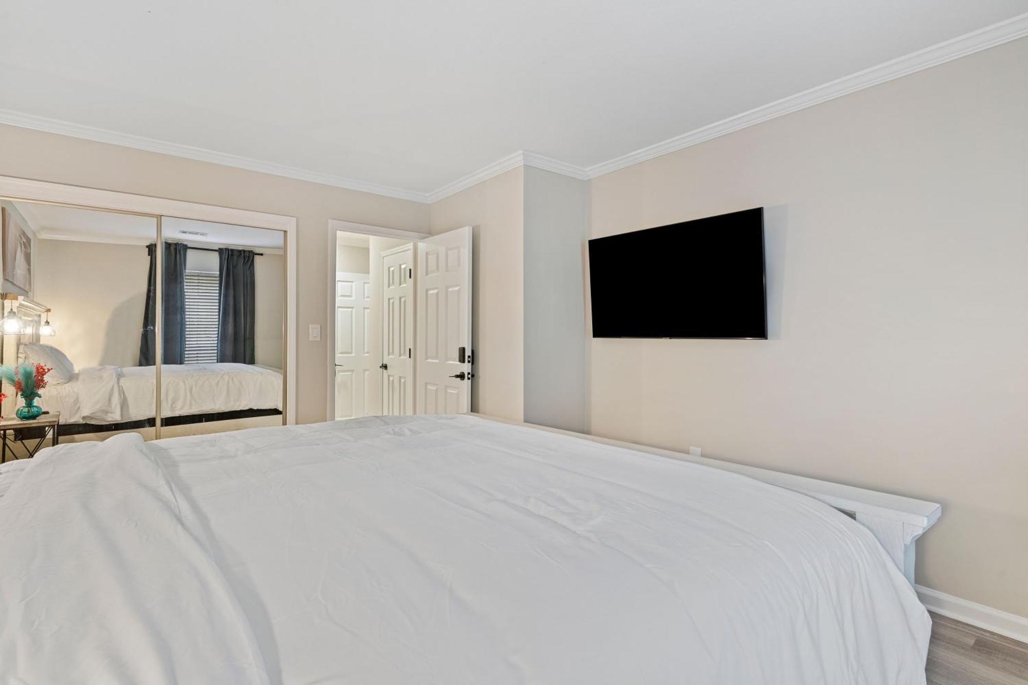 2 - Brand New Luxury 1bdr,1bath In Ga Homestay
