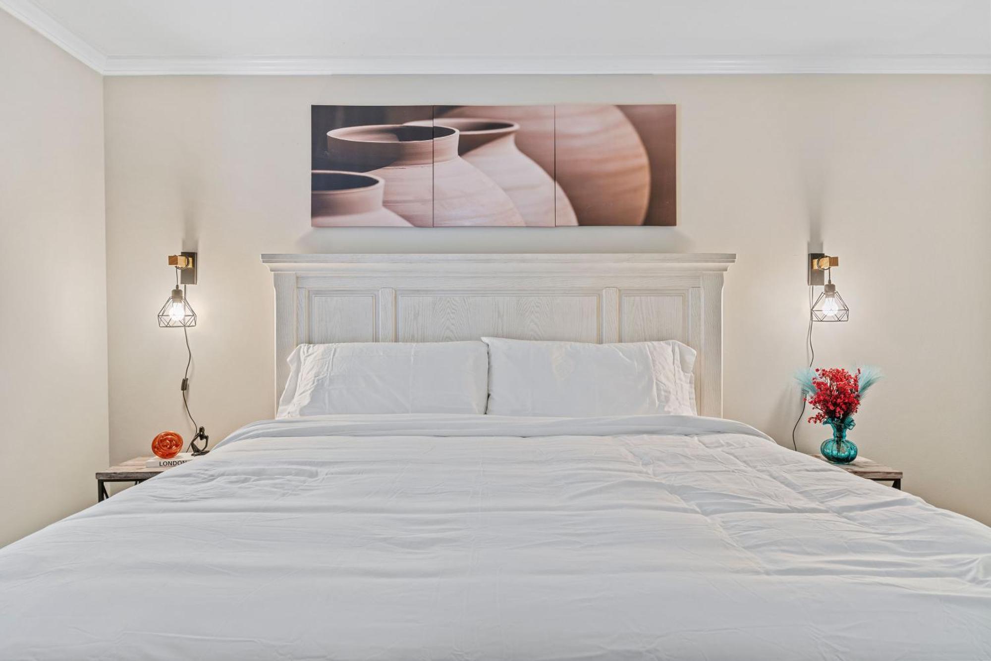 2 - Brand New Luxury 1bdr,1bath In Ga *