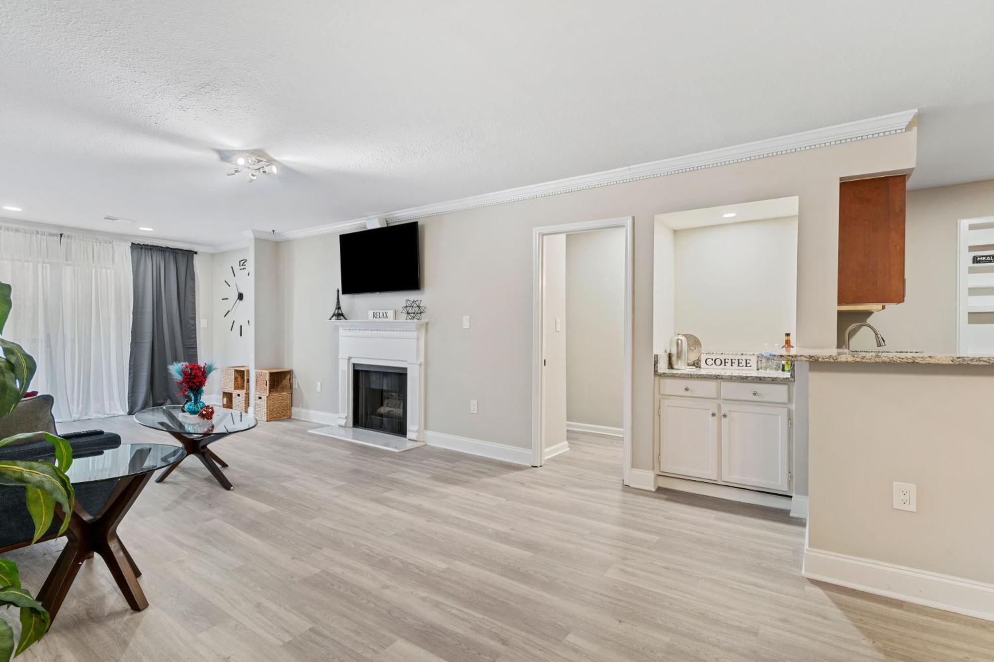 2 - Brand New Luxury 1bdr,1bath In Ga Homestay