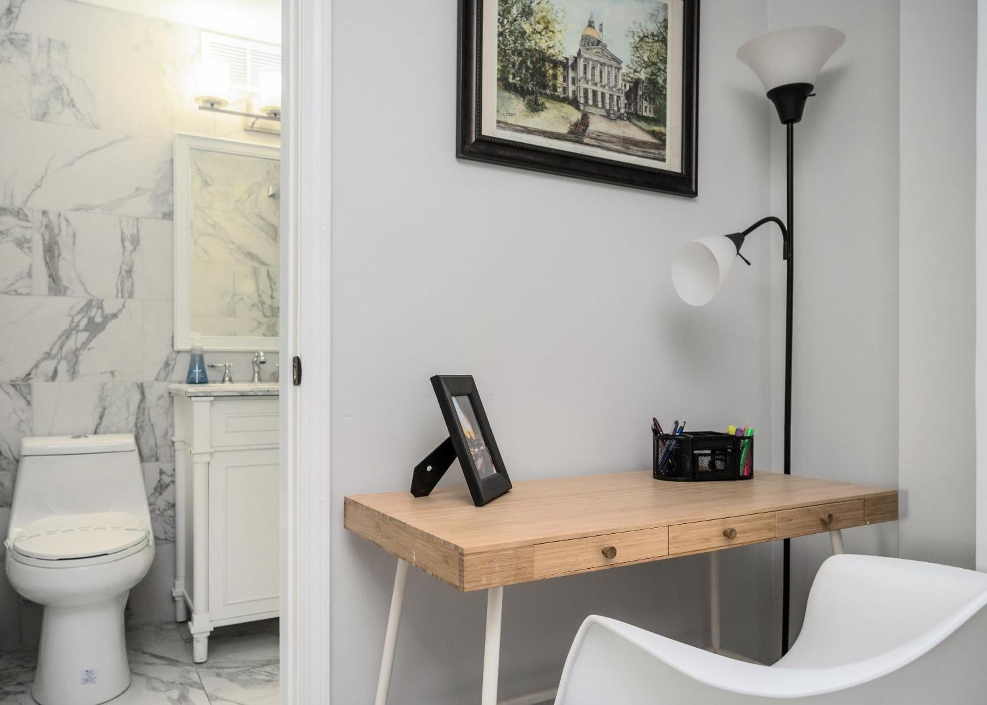 Renovated 2 Bedroom Free Parking Lm1405 * Atlanta