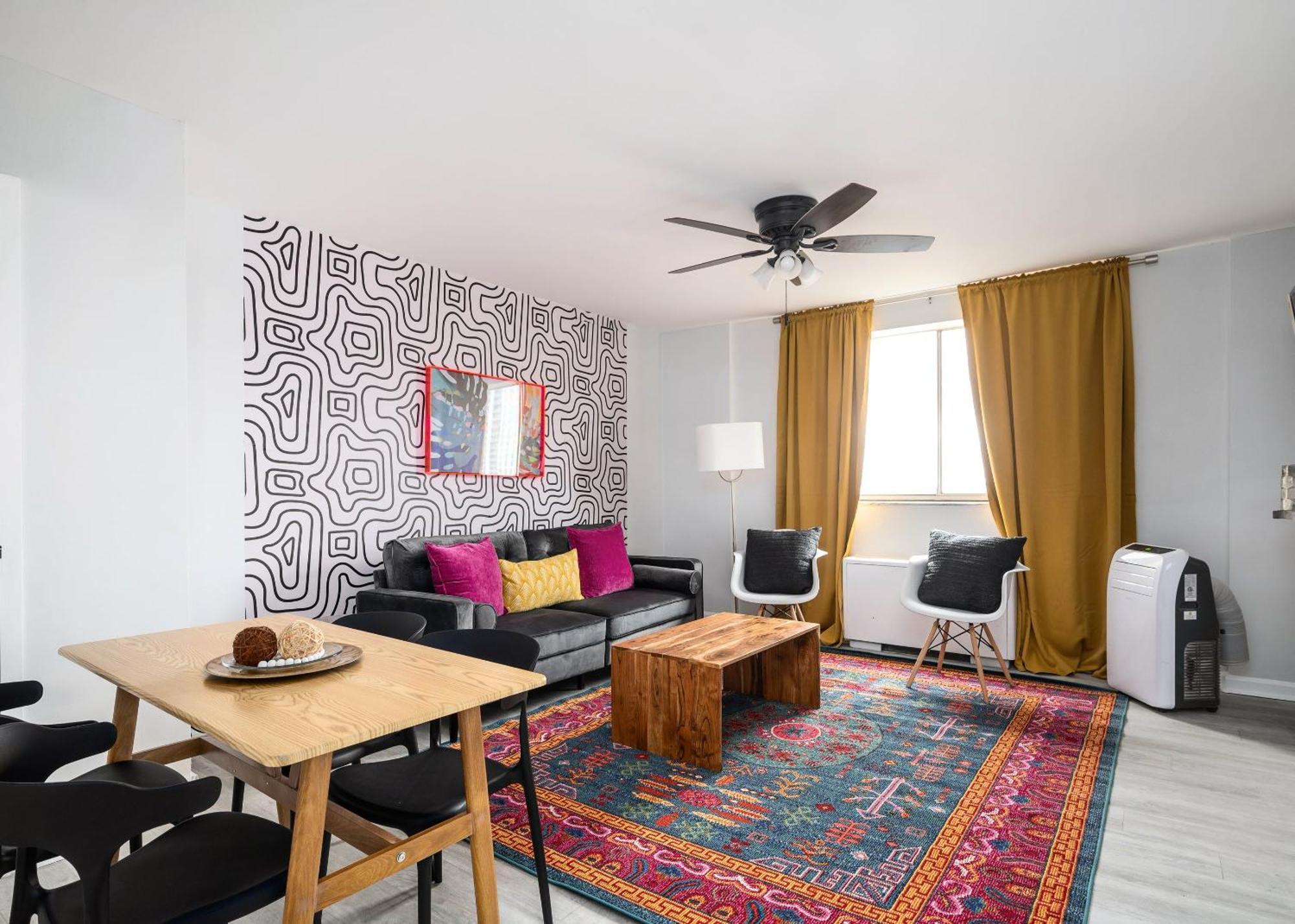 Renovated 2 Bedroom Free Parking Lm1405 Holiday home Atlanta