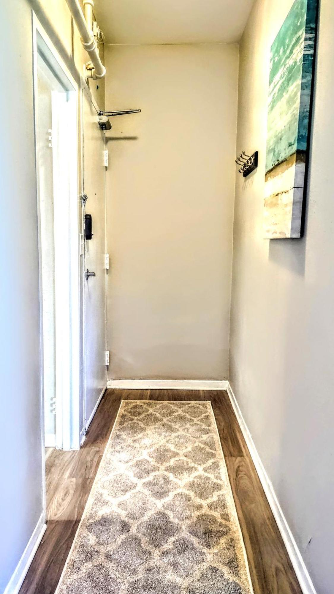 Corner Overlooking Fox, Walkable, Park Free Apartment Atlanta