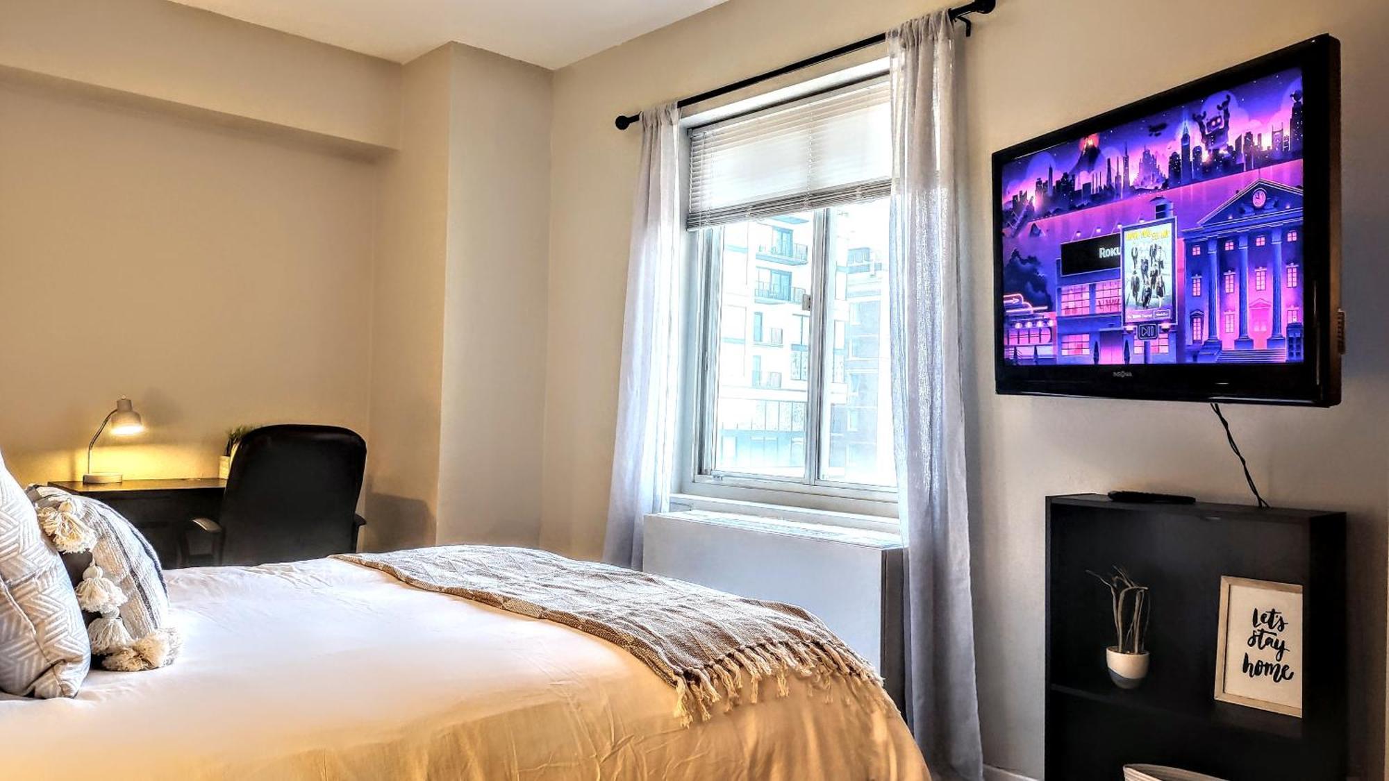 Apartment Corner Overlooking Fox, Walkable, Park Free Atlanta