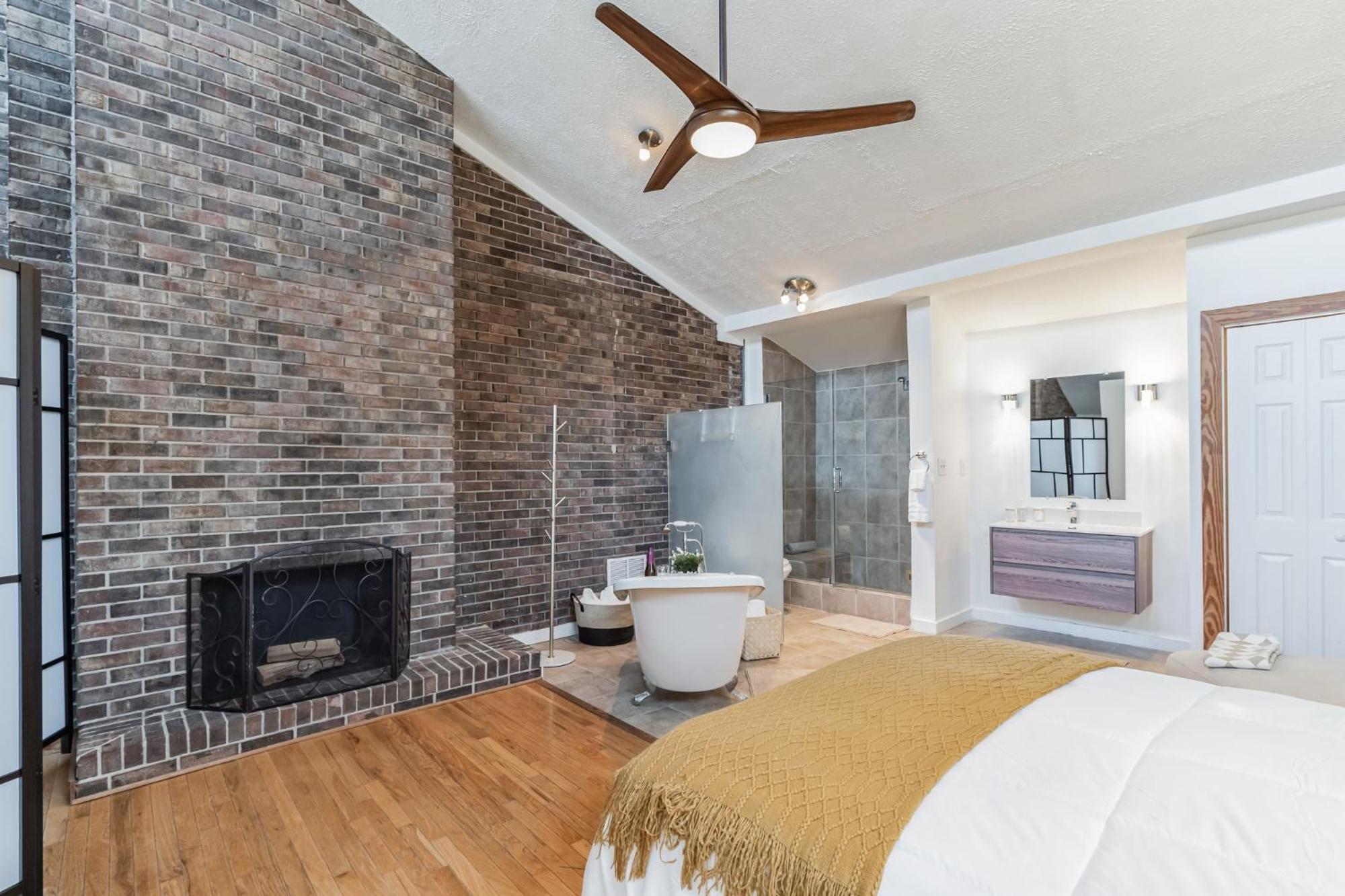 Beltline Beauty Mins To Benz Stadium, Game Holiday home
