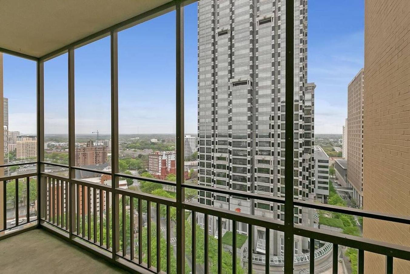 District Downtown Atl 1 Bedroom *