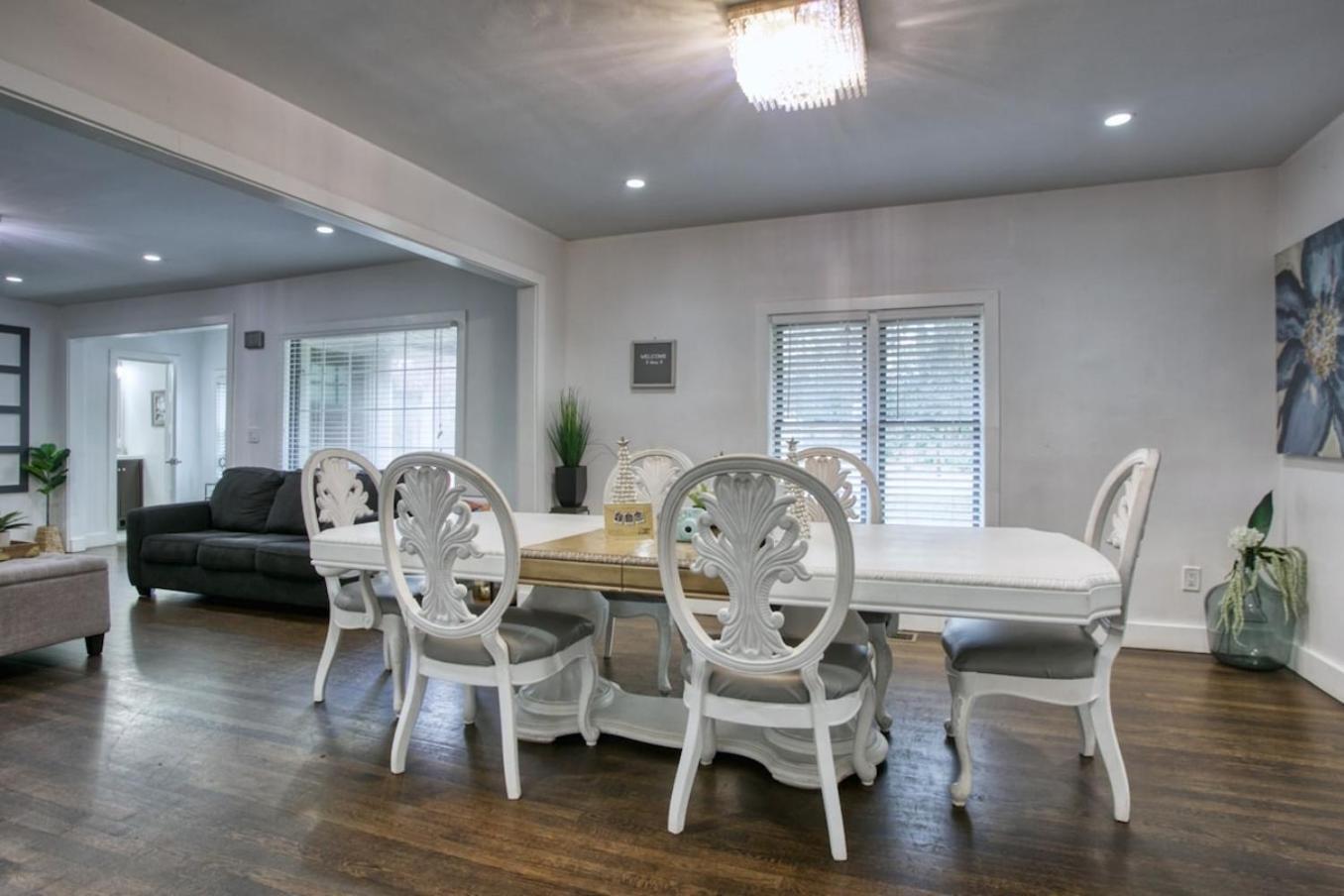 Buckhead Atlchateaumessage Now For Summer Speci Holiday home Atlanta