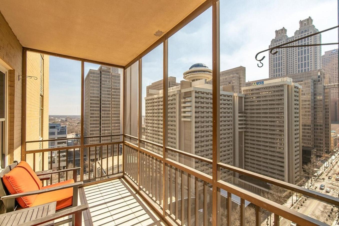 High Rise Downtown With Skyline View Atlanta
