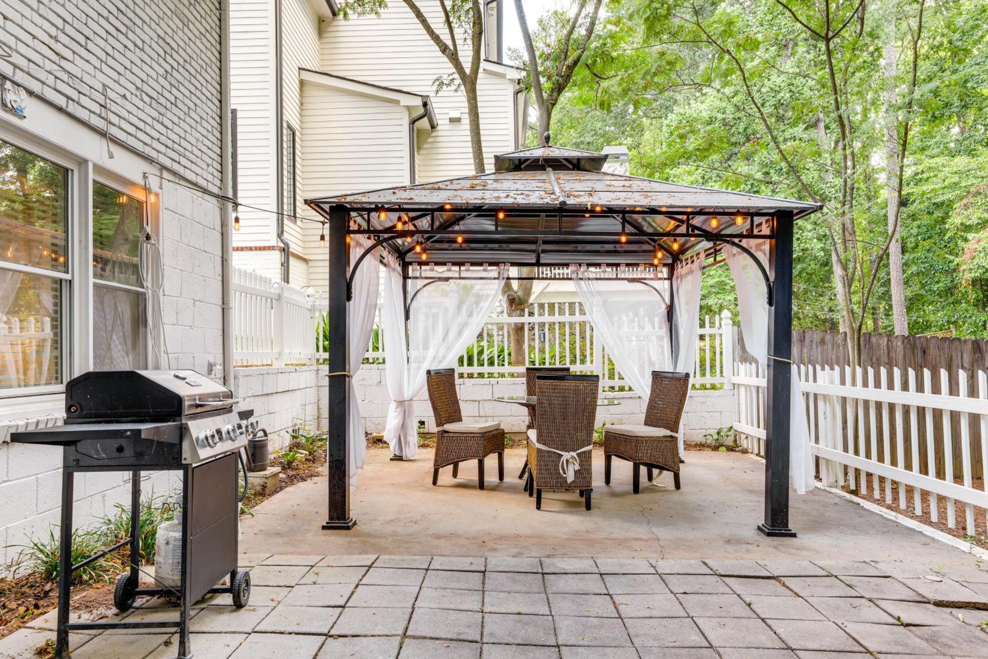 Apartment Area Near Hospitals, Great For Nurses! Atlanta