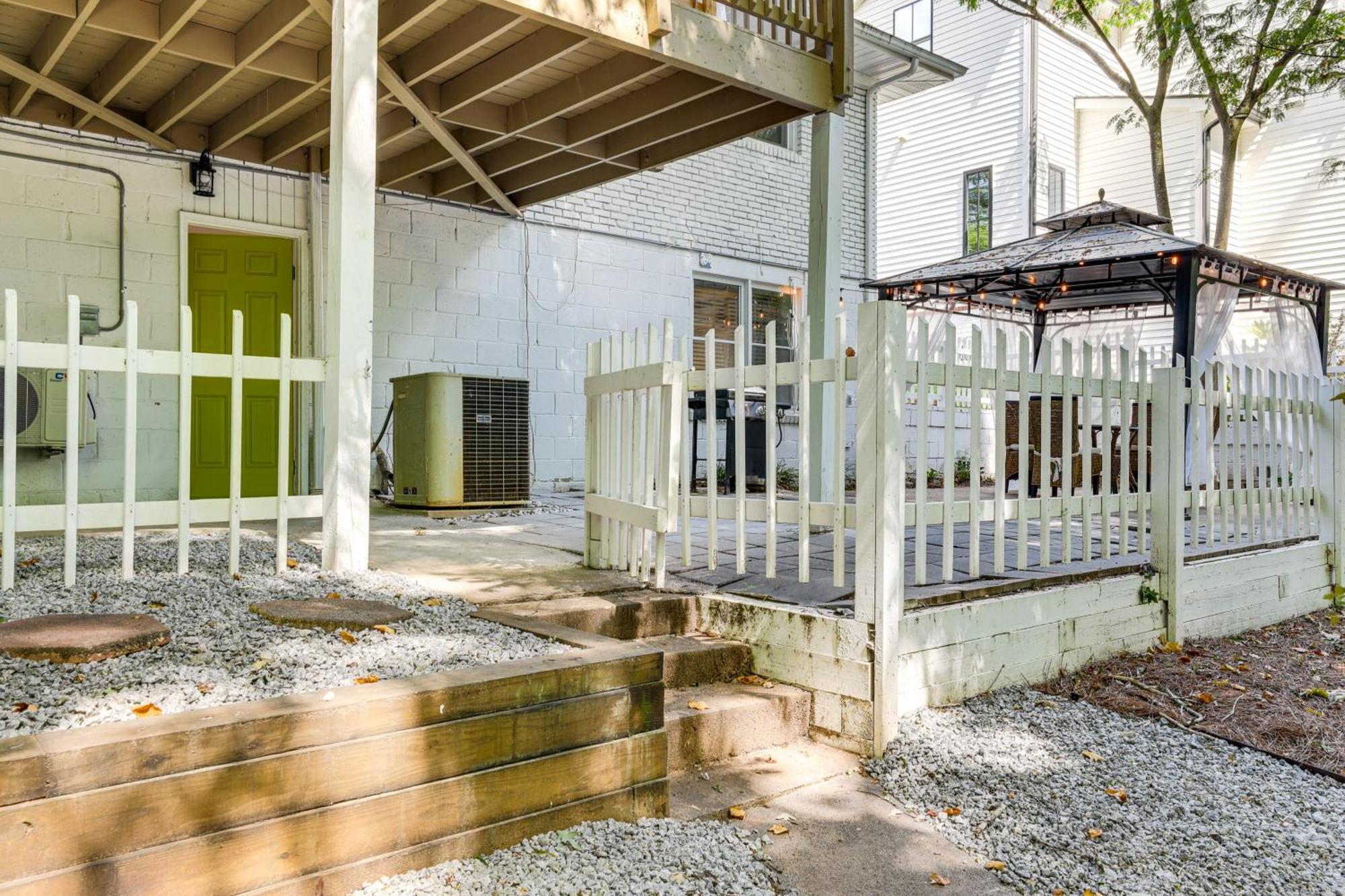 Area Near Hospitals, Great For Nurses! Atlanta