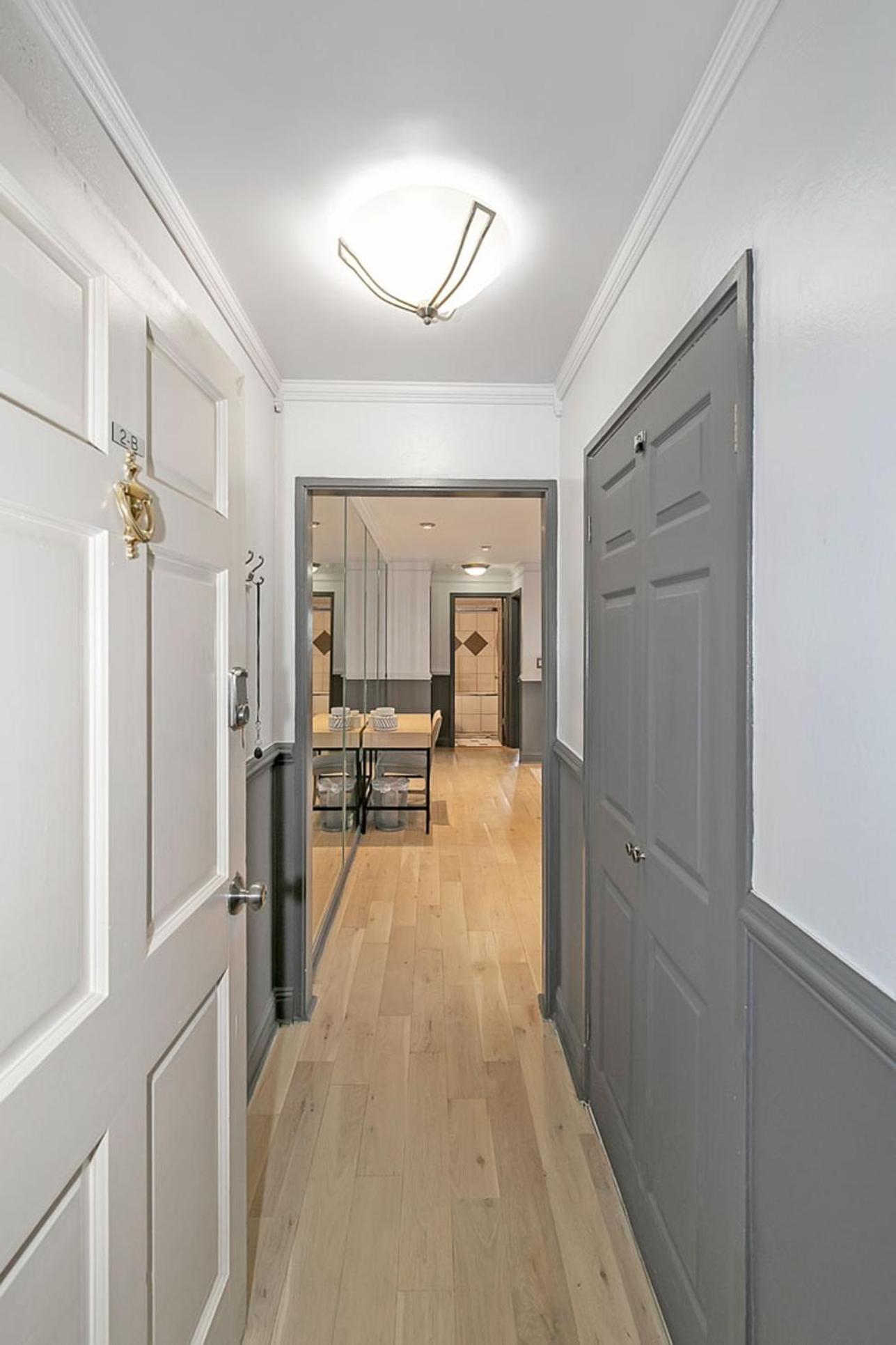 Holiday home Downtown 1 Bedroom High Rise With Balcony