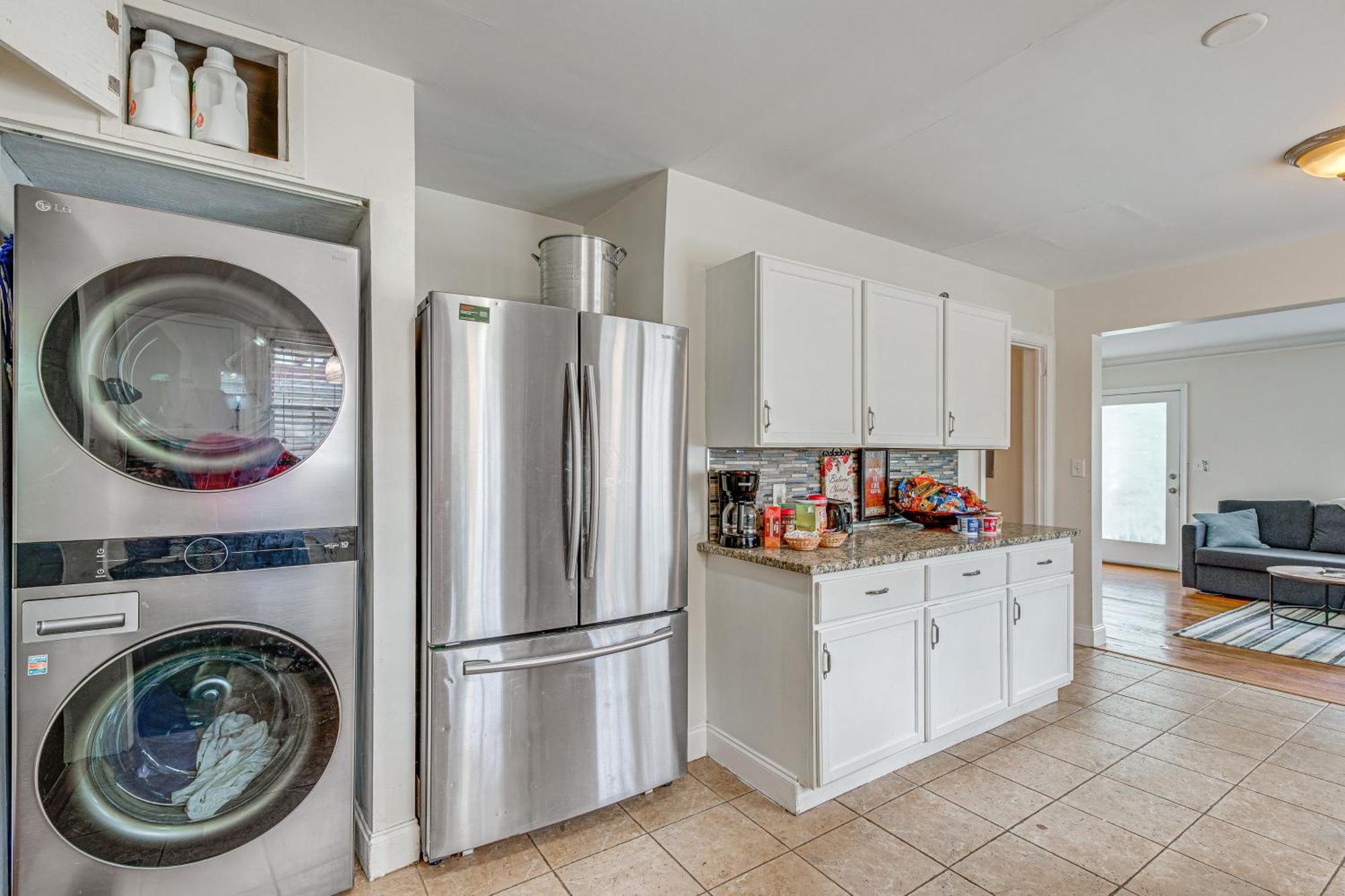 Area Vacation Less Than 4 Mi To Airport! Holiday home *