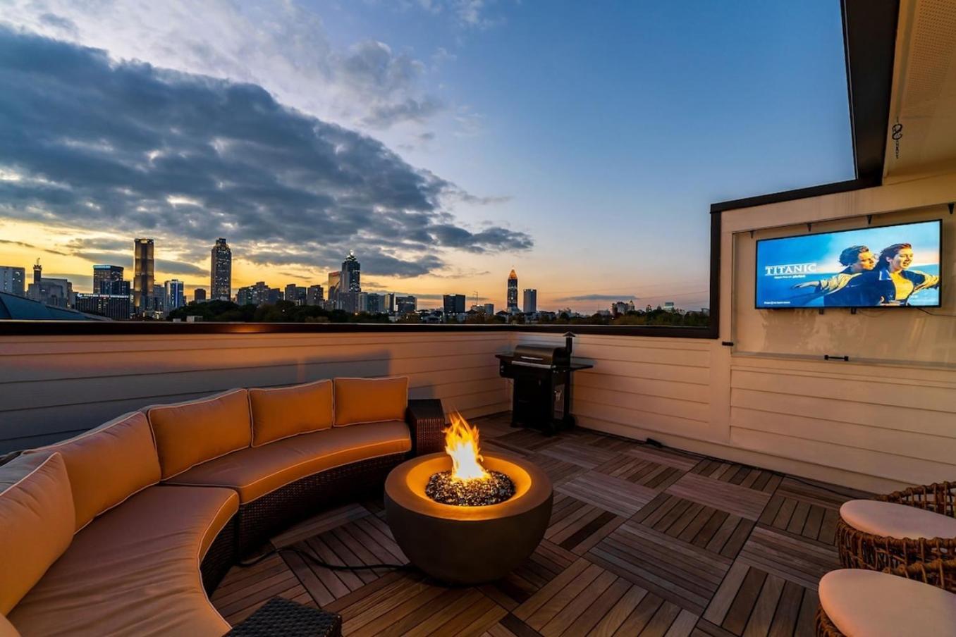 Holiday home Luxurious Midtown Rooftop Views By Silverx Atlanta