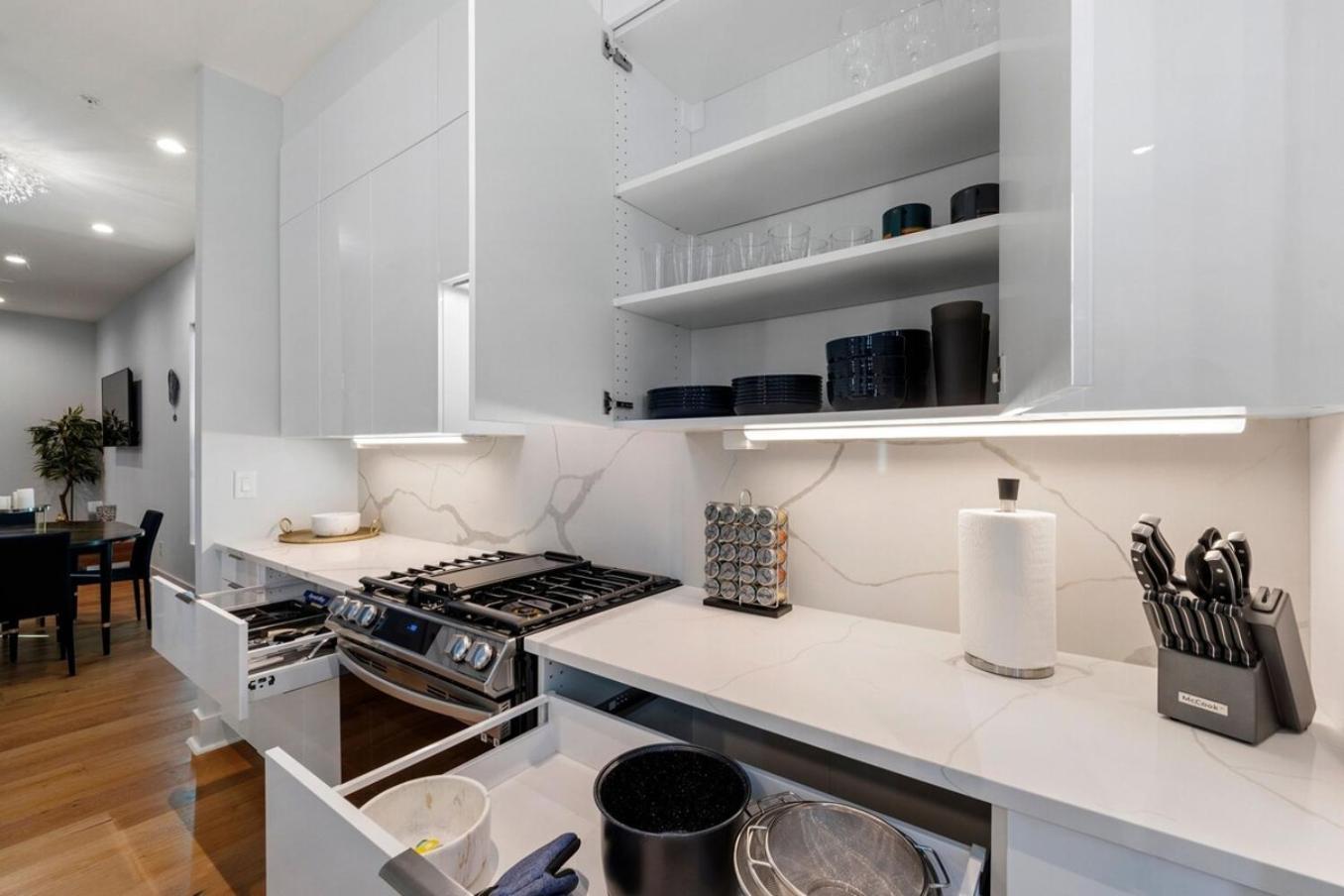 Holiday home Luxurious Midtown Rooftop Views By Silverx Atlanta