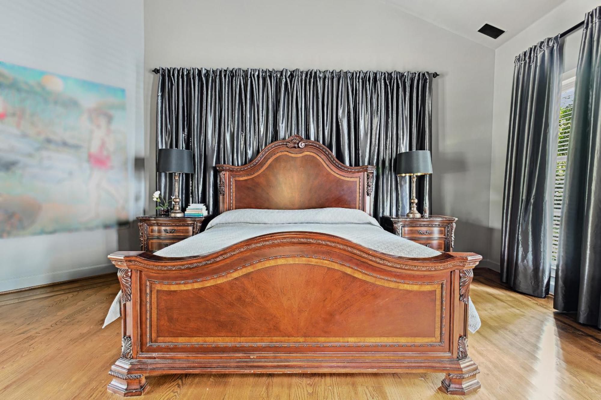 Midnight Monarch Holiday home *